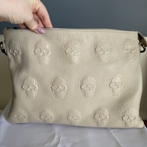 IO Pelle Leather Cream Beige Skull Crossbody Handbag Embossed 3D Pouch Purse Bag